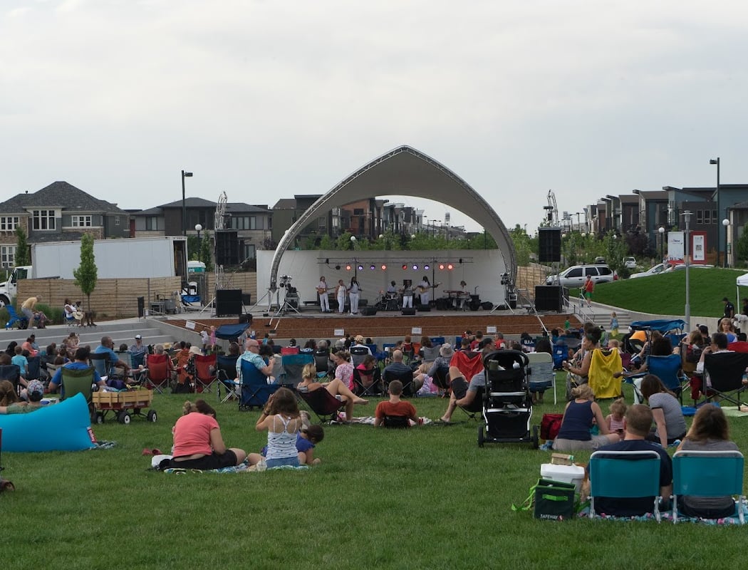 MoJaBlu Concert Series: The Hot Lunch Band 1